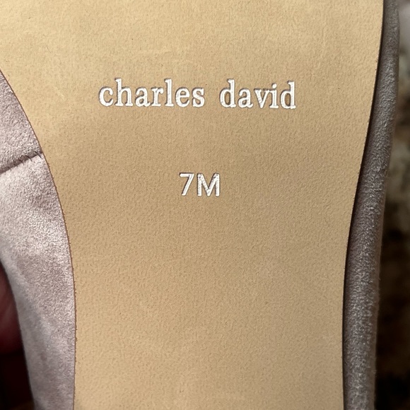 New Charles David Reeling Slingback Pump - Picture 6 of 9